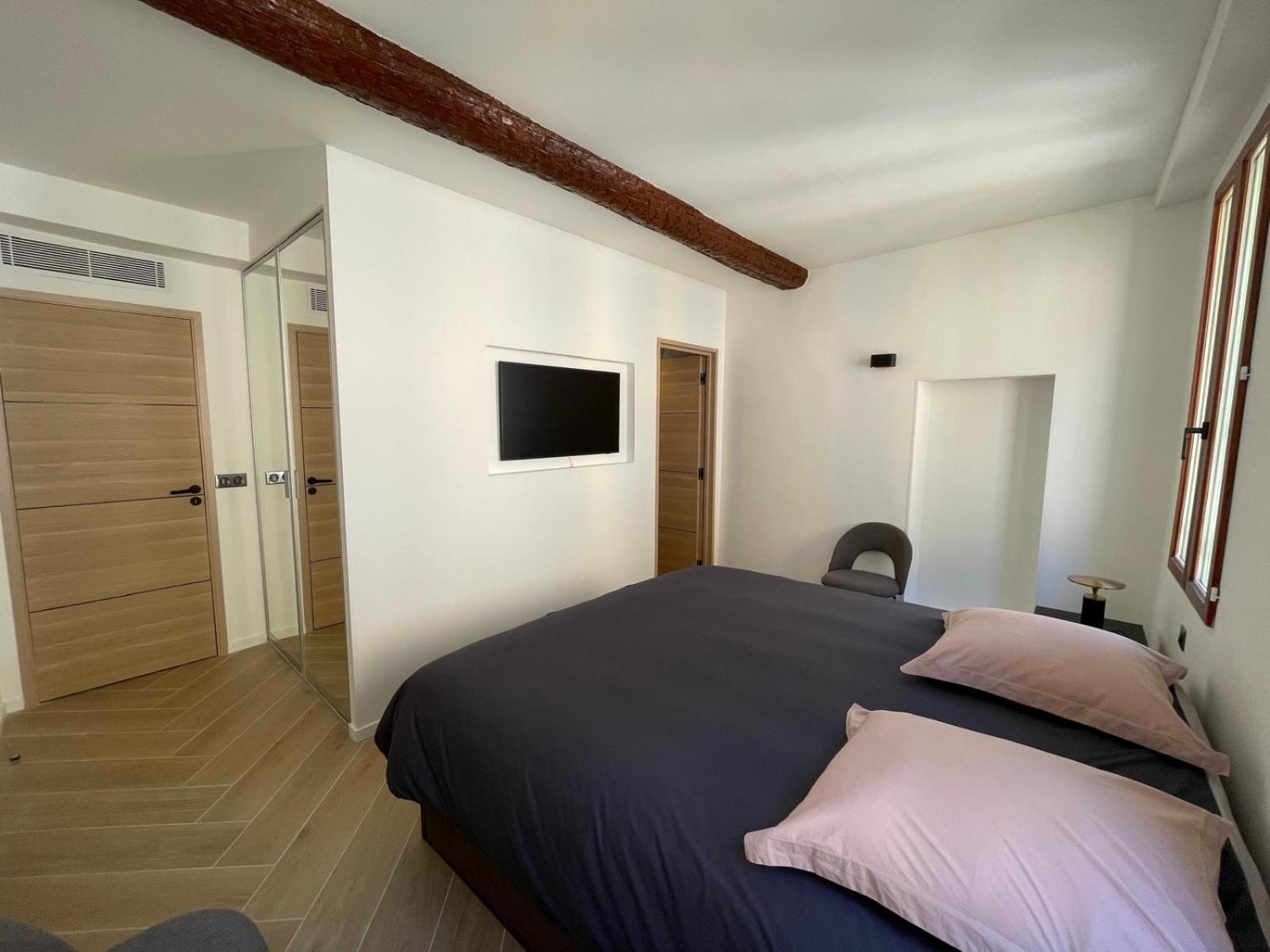 Apartment Saint-augustin - Old Town